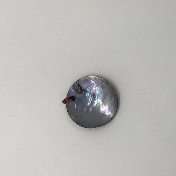 Purple Black Lip Shell Pendant - Picture 8 of 10